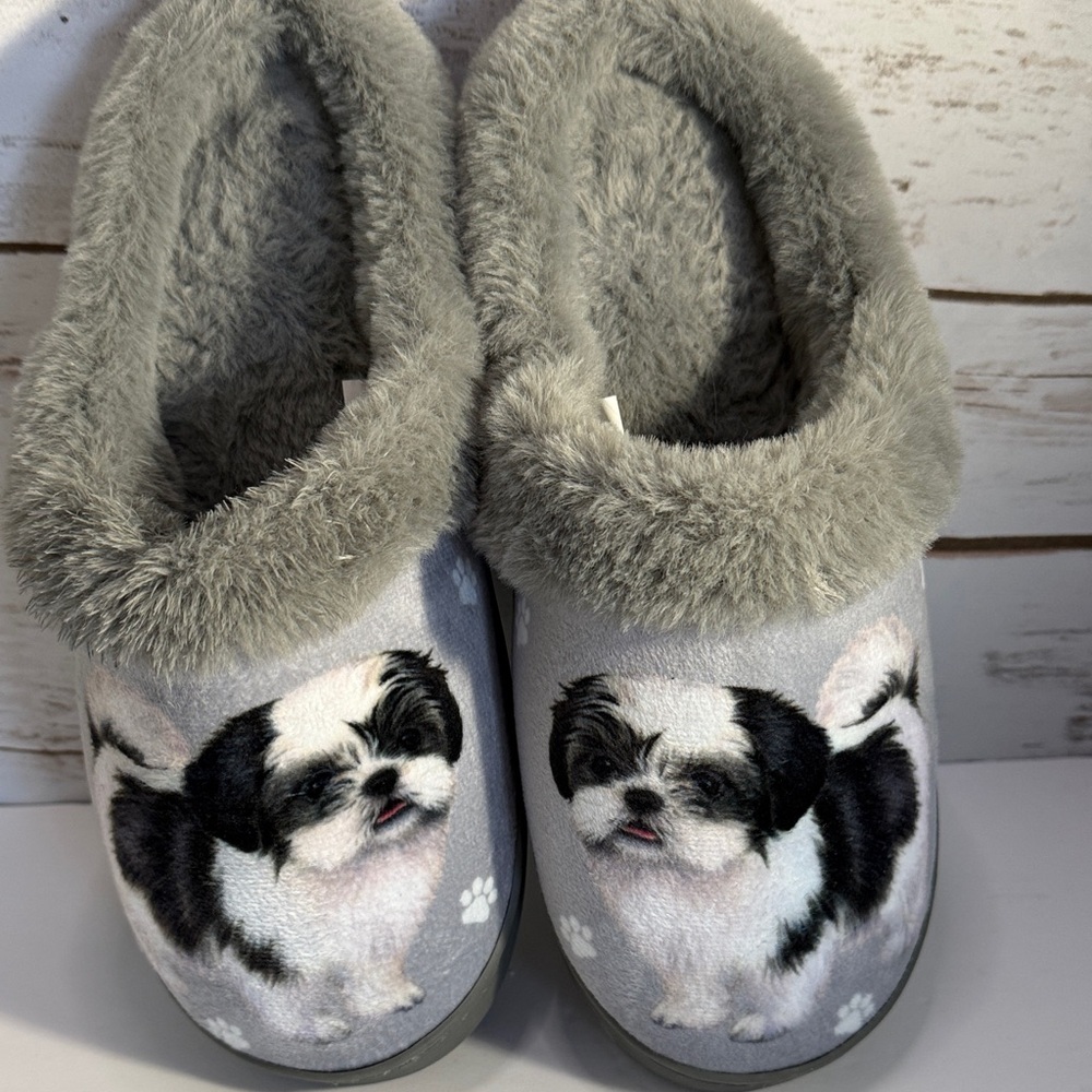 Snuggs Shitzu Dog Print Fluffy Gray Slippers New No Tags